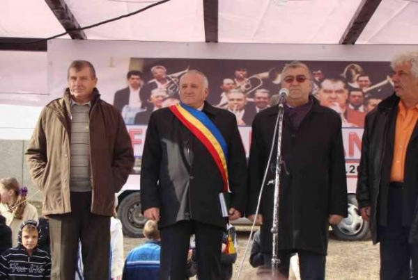 Festivalul fanfarelor de la Cozmești - foto 3